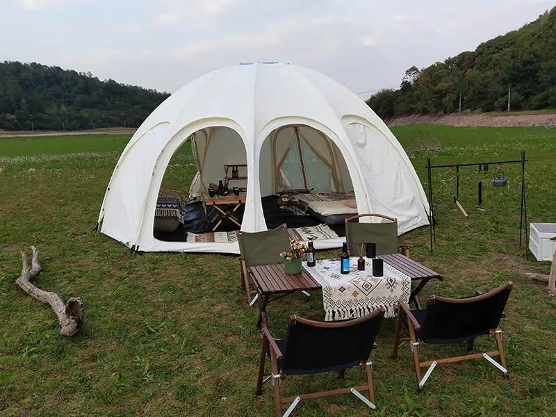 Multifunctionele evenemententent