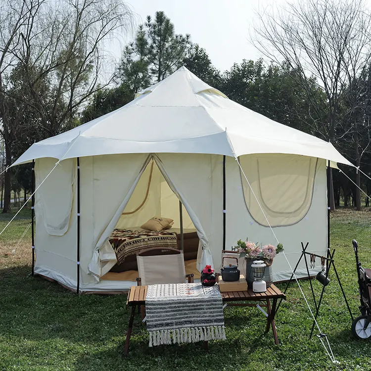 Moderne Mongoolse Yurt-tent leidt nieuwe trend van outdoor-glamping